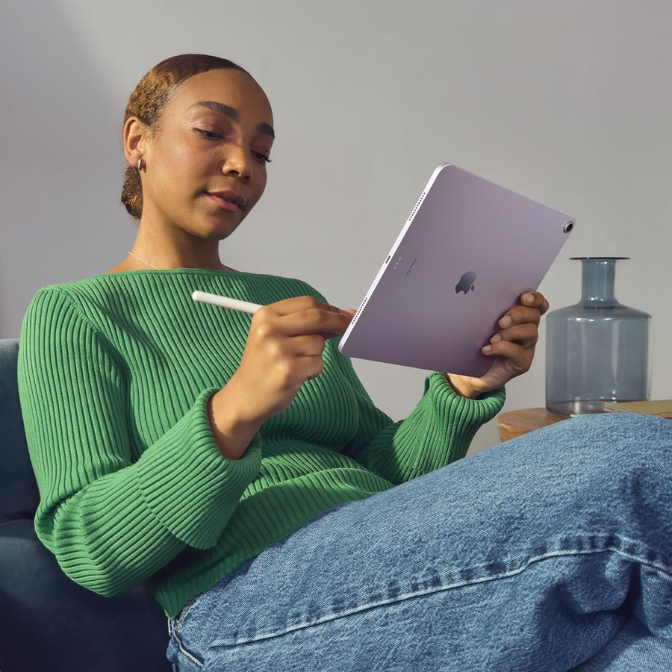 Apple iPad Air 11-inch (M2): Built for Apple Intelligence, Liquid Retina Display, 128GB, 12MP Front/Back Camera, Wi-Fi 6E + 5G Cellular, Touch ID, All-Day Battery Life — Starlight 1